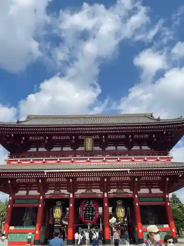 浅草寺の山門