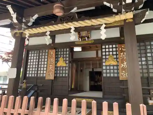 恵比寿神社の本殿・本堂