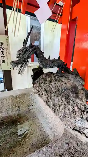 馬橋稲荷神社の手水舎
