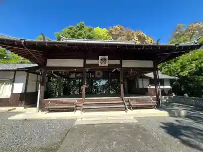 祝詞山八幡神社の{uncategorized: "未分類", other: "その他", undefined: "問題あり", building: "その他建物", grave: "お墓", sacred_gate: "鳥居", guardian: "狛犬", statue: "像", buddha: "仏像", history: "歴史", nature: "自然", garden: "庭園", animal: "動物", pagoda: "塔", temizu: "手水舎", mountain_gate: "山門・神門", sanctuary: "本殿・本堂", subordinate: "末社・摂社", art: "芸術", scenery: "景色", jizo: "地蔵", ema: "絵馬", goshuin: "御朱印", omikuji: "おみくじ", items: "授与品その他", amulet: "お守り", goshuincho: "御朱印帳", eats: "食事", festival: "お祭り", votive_dance: "神楽", shichigosan: "七五三参", wedding: "結婚式", experience: "体験その他", initially: "初詣", around: "周辺", anti_infection: "感染症対策"}