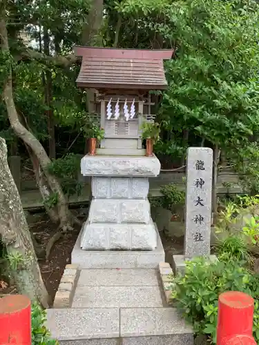 相模国総社六所神社の末社