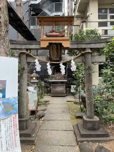 稲荷鬼王神社の鳥居