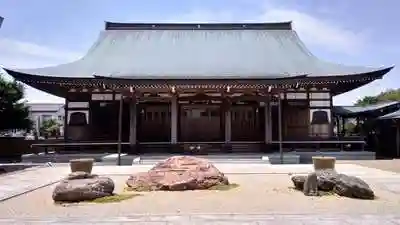 円通寺の本殿
