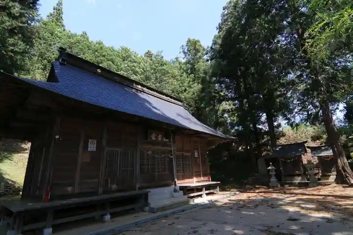 楯和気神社の本殿・本堂