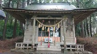 釣石神社の本殿・本堂