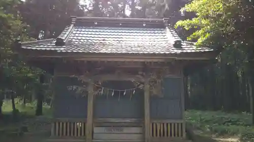 五平神社の本殿