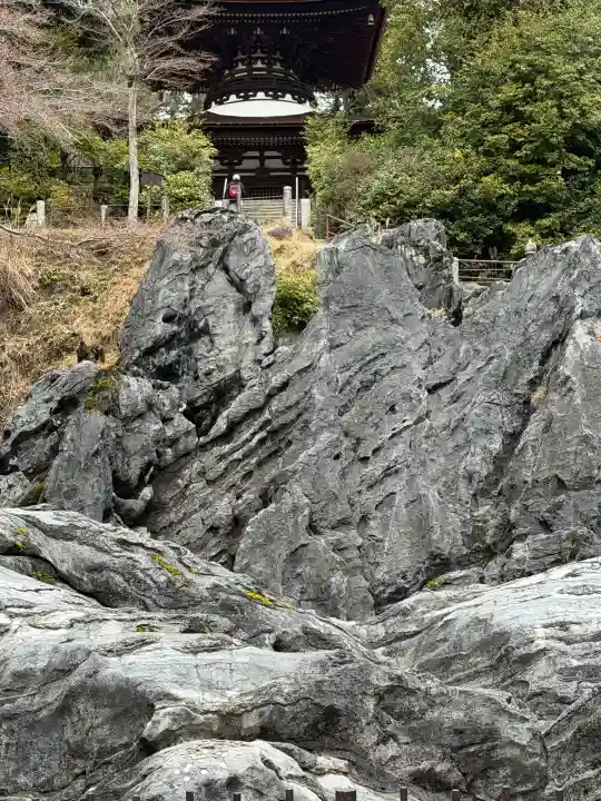 石山寺の{uncategorized: "未分類", other: "その他", undefined: "問題あり", building: "その他建物", grave: "お墓", sacred_gate: "鳥居", guardian: "狛犬", statue: "像", buddha: "仏像", history: "歴史", nature: "自然", garden: "庭園", animal: "動物", pagoda: "塔", temizu: "手水舎", mountain_gate: "山門・神門", sanctuary: "本殿・本堂", subordinate: "末社・摂社", art: "芸術", scenery: "景色", jizo: "地蔵", ema: "絵馬", goshuin: "御朱印", omikuji: "おみくじ", items: "授与品その他", amulet: "お守り", goshuincho: "御朱印帳", eats: "食事", festival: "お祭り", votive_dance: "神楽", shichigosan: "七五三参", wedding: "結婚式", experience: "体験その他", initially: "初詣", around: "周辺", anti_infection: "感染症対策"}