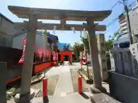 赤手拭稲荷神社の{uncategorized: "未分類", other: "その他", undefined: "問題あり", building: "その他建物", grave: "お墓", sacred_gate: "鳥居", guardian: "狛犬", statue: "像", buddha: "仏像", history: "歴史", nature: "自然", garden: "庭園", animal: "動物", pagoda: "塔", temizu: "手水舎", mountain_gate: "山門・神門", sanctuary: "本殿・本堂", subordinate: "末社・摂社", art: "芸術", scenery: "景色", jizo: "地蔵", ema: "絵馬", goshuin: "御朱印", omikuji: "おみくじ", items: "授与品その他", amulet: "お守り", goshuincho: "御朱印帳", eats: "食事", festival: "お祭り", votive_dance: "神楽", shichigosan: "七五三参", wedding: "結婚式", experience: "体験その他", initially: "初詣", around: "周辺", anti_infection: "感染症対策"}