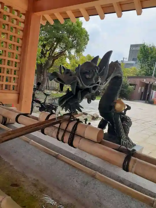 難波大社 生國魂神社の手水舎