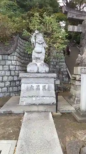 品川神社の像