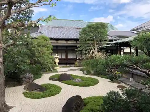 西新井大師総持寺の庭園