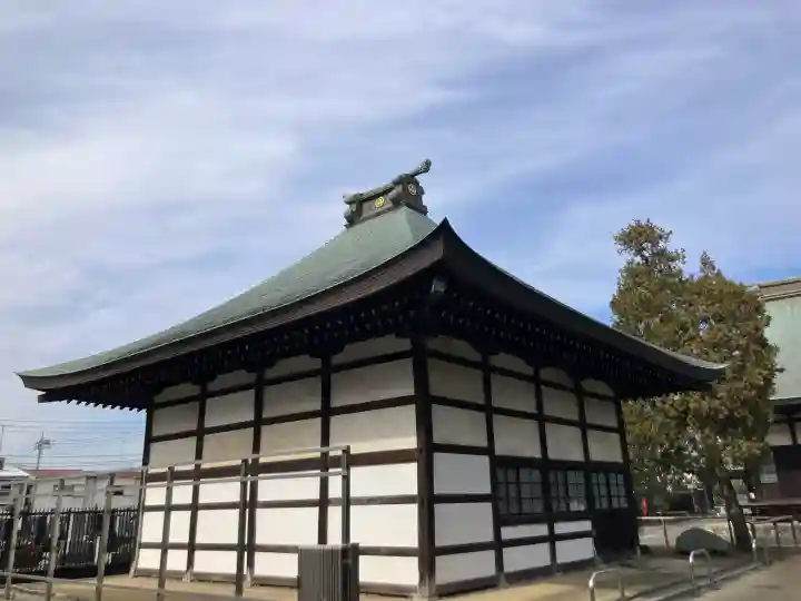南養寺の{uncategorized: "未分類", other: "その他", undefined: "問題あり", building: "その他建物", grave: "お墓", sacred_gate: "鳥居", guardian: "狛犬", statue: "像", buddha: "仏像", history: "歴史", nature: "自然", garden: "庭園", animal: "動物", pagoda: "塔", temizu: "手水舎", mountain_gate: "山門・神門", sanctuary: "本殿・本堂", subordinate: "末社・摂社", art: "芸術", scenery: "景色", jizo: "地蔵", ema: "絵馬", goshuin: "御朱印", omikuji: "おみくじ", items: "授与品その他", amulet: "お守り", goshuincho: "御朱印帳", eats: "食事", festival: "お祭り", votive_dance: "神楽", shichigosan: "七五三参", wedding: "結婚式", experience: "体験その他", initially: "初詣", around: "周辺", anti_infection: "感染症対策"}