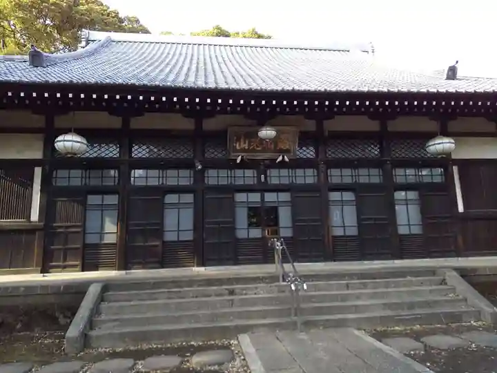 南蔵院の本殿・本堂