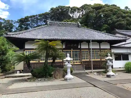 鶴松院の本殿・本堂