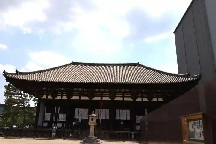 興福寺 東金堂(奈良県)