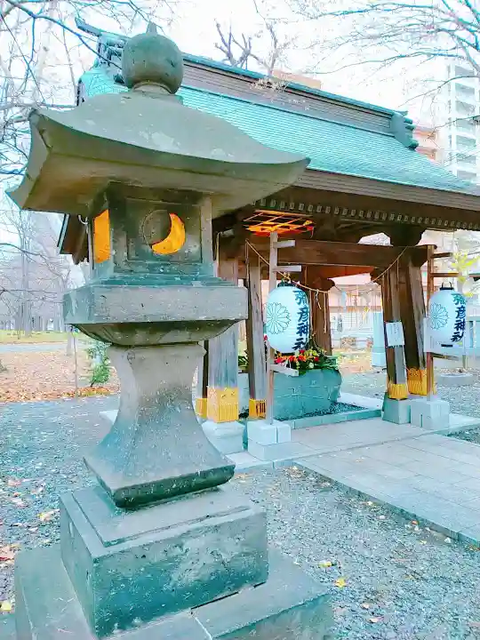 彌彦神社 (伊夜日子神社)の手水舎