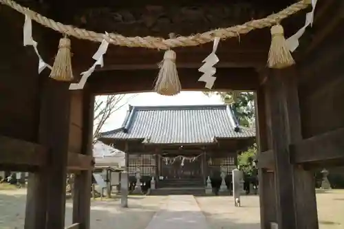 賀来神社の山門