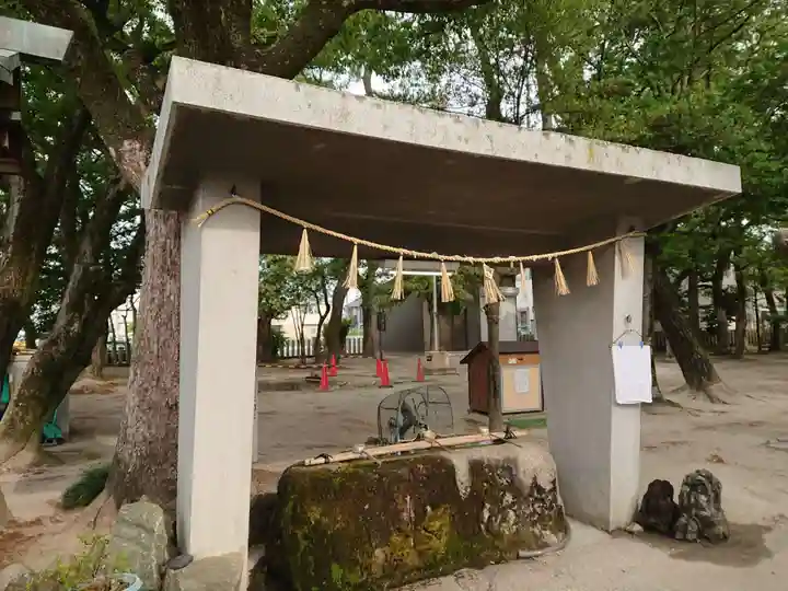神明社(稲葉地神明社)の手水舎