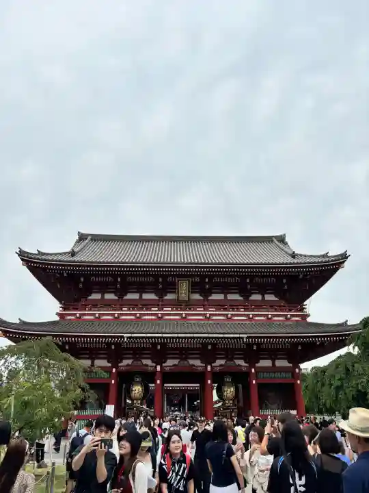 浅草寺の山門・神門