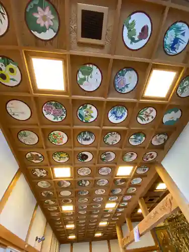 法話と天井絵の寺　観音寺(徳島県)