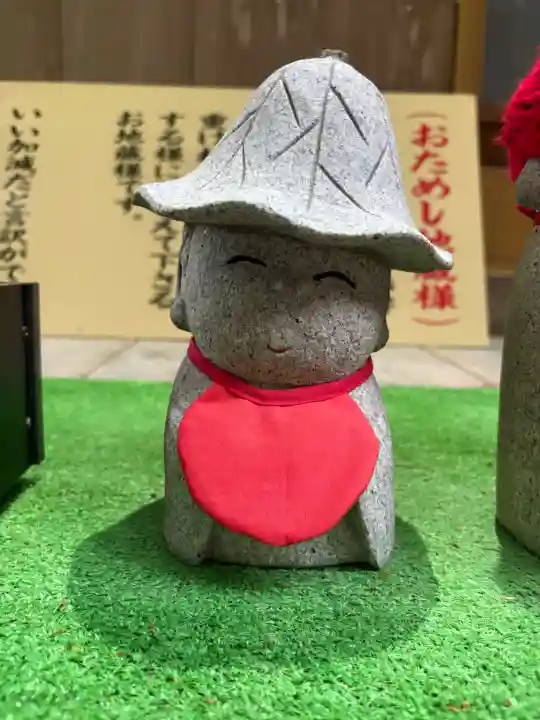 救馬溪観音の{uncategorized: "未分類", other: "その他", undefined: "問題あり", building: "その他建物", grave: "お墓", sacred_gate: "鳥居", guardian: "狛犬", statue: "像", buddha: "仏像", history: "歴史", nature: "自然", garden: "庭園", animal: "動物", pagoda: "塔", temizu: "手水舎", mountain_gate: "山門・神門", sanctuary: "本殿・本堂", subordinate: "末社・摂社", art: "芸術", scenery: "景色", jizo: "地蔵", ema: "絵馬", goshuin: "御朱印", omikuji: "おみくじ", items: "授与品その他", amulet: "お守り", goshuincho: "御朱印帳", eats: "食事", festival: "お祭り", votive_dance: "神楽", shichigosan: "七五三参", wedding: "結婚式", experience: "体験その他", initially: "初詣", around: "周辺", anti_infection: "感染症対策"}