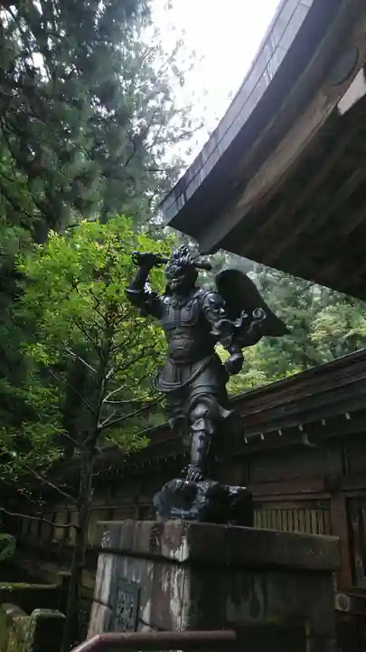 最乗寺(道了尊)の像