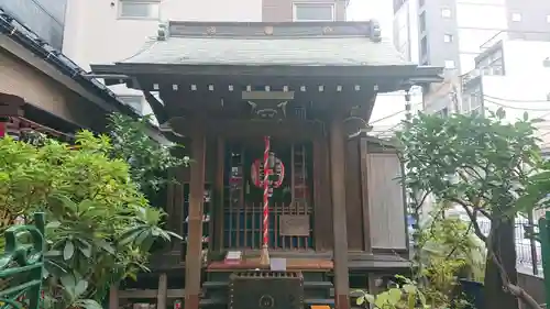 三光稲荷神社の本殿・本堂