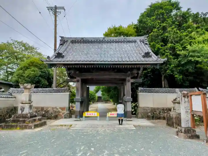 東漸寺の山門・神門