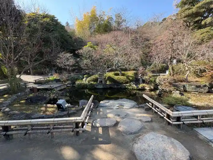 長谷寺の{uncategorized: "未分類", other: "その他", undefined: "問題あり", building: "その他建物", grave: "お墓", sacred_gate: "鳥居", guardian: "狛犬", statue: "像", buddha: "仏像", history: "歴史", nature: "自然", garden: "庭園", animal: "動物", pagoda: "塔", temizu: "手水舎", mountain_gate: "山門・神門", sanctuary: "本殿・本堂", subordinate: "末社・摂社", art: "芸術", scenery: "景色", jizo: "地蔵", ema: "絵馬", goshuin: "御朱印", omikuji: "おみくじ", items: "授与品その他", amulet: "お守り", goshuincho: "御朱印帳", eats: "食事", festival: "お祭り", votive_dance: "神楽", shichigosan: "七五三参", wedding: "結婚式", experience: "体験その他", initially: "初詣", around: "周辺", anti_infection: "感染症対策"}
