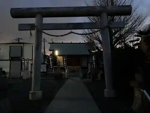 白幡神社の鳥居