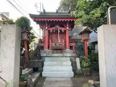 亀塚稲荷神社の本殿