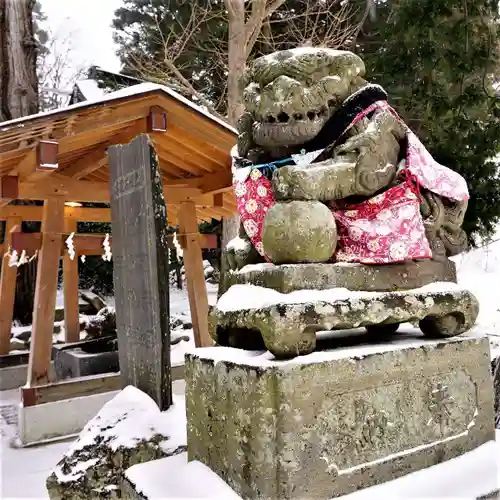 高司神社〜むすびの神の鎮まる社〜の狛犬