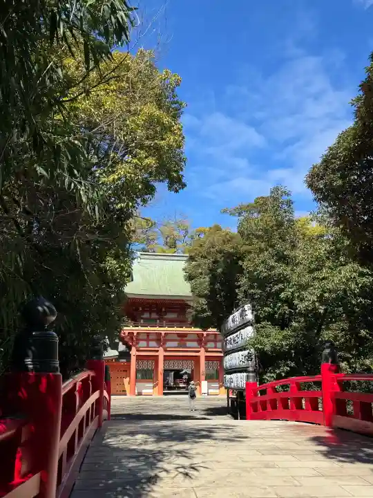 武蔵一宮氷川神社の{uncategorized: "未分類", other: "その他", undefined: "問題あり", building: "その他建物", grave: "お墓", sacred_gate: "鳥居", guardian: "狛犬", statue: "像", buddha: "仏像", history: "歴史", nature: "自然", garden: "庭園", animal: "動物", pagoda: "塔", temizu: "手水舎", mountain_gate: "山門・神門", sanctuary: "本殿・本堂", subordinate: "末社・摂社", art: "芸術", scenery: "景色", jizo: "地蔵", ema: "絵馬", goshuin: "御朱印", omikuji: "おみくじ", items: "授与品その他", amulet: "お守り", goshuincho: "御朱印帳", eats: "食事", festival: "お祭り", votive_dance: "神楽", shichigosan: "七五三参", wedding: "結婚式", experience: "体験その他", initially: "初詣", around: "周辺", anti_infection: "感染症対策"}