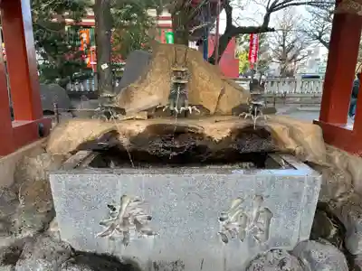 浅草神社の手水舎