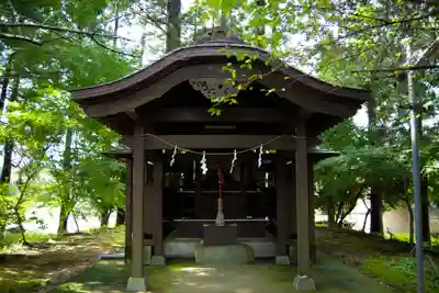 多田朝日森稲荷神社の末社・摂社