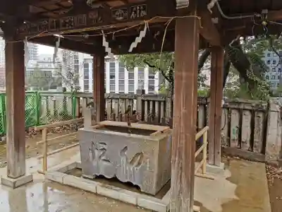 西久保八幡神社の手水舎