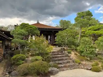仁和寺の末社・摂社