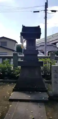 綾瀬神社の末社・摂社