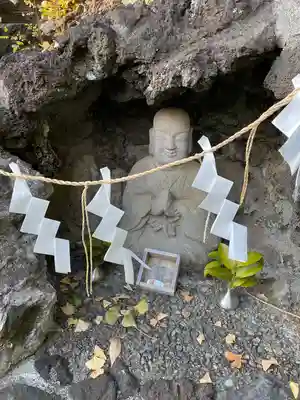 鳩森八幡神社の仏像