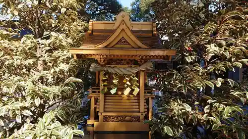 亀ケ池八幡宮の末社・摂社