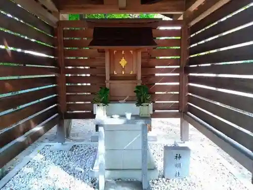 神明社の本殿・本堂