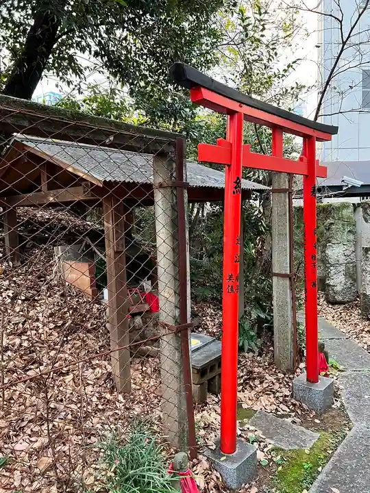 威光稲荷堂の末社・摂社