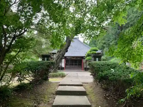 長遠寺の本殿・本堂