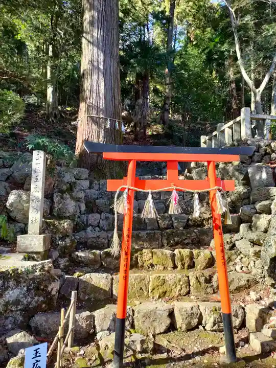 聖寳寺の末社・摂社