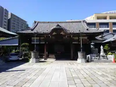 観音寺の本殿・本堂