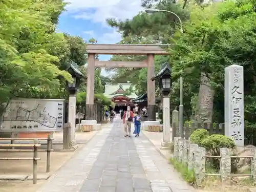 越ヶ谷久伊豆神社の鳥居