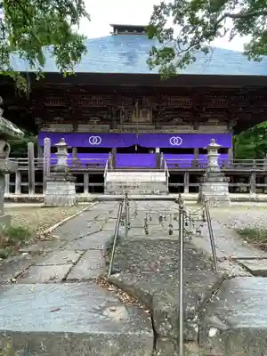 西明寺の本殿・本堂