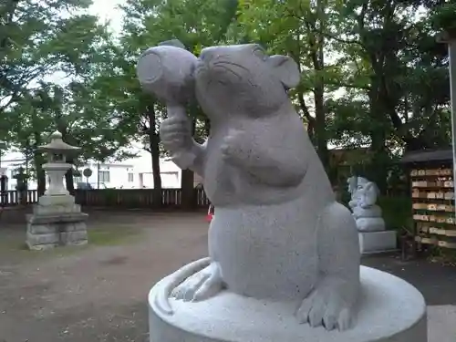 戸部杉山神社の狛犬