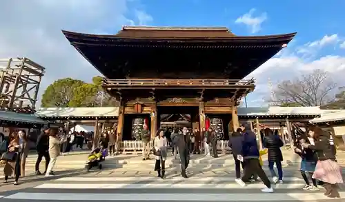 尾張大國霊神社（国府宮）の山門