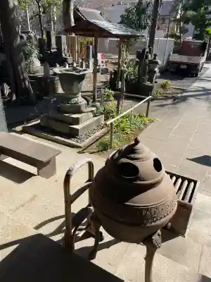 願行寺の{uncategorized: "未分類", other: "その他", undefined: "問題あり", building: "その他建物", grave: "お墓", sacred_gate: "鳥居", guardian: "狛犬", statue: "像", buddha: "仏像", history: "歴史", nature: "自然", garden: "庭園", animal: "動物", pagoda: "塔", temizu: "手水舎", mountain_gate: "山門・神門", sanctuary: "本殿・本堂", subordinate: "末社・摂社", art: "芸術", scenery: "景色", jizo: "地蔵", ema: "絵馬", goshuin: "御朱印", omikuji: "おみくじ", items: "授与品その他", amulet: "お守り", goshuincho: "御朱印帳", eats: "食事", festival: "お祭り", votive_dance: "神楽", shichigosan: "七五三参", wedding: "結婚式", experience: "体験その他", initially: "初詣", around: "周辺", anti_infection: "感染症対策"}